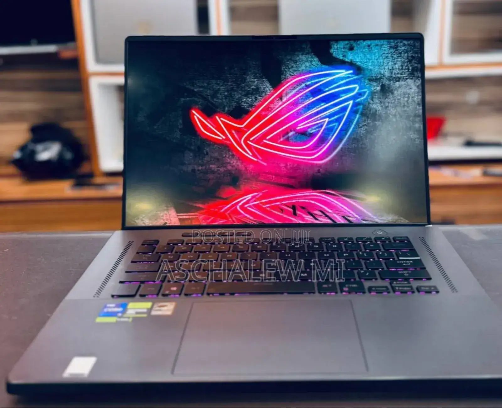 New Laptop Asus ROG Zephyrus G16 16GB Intel Core i9 SSD 1T
