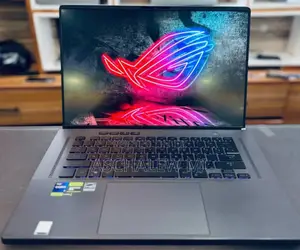 New Laptop Asus ROG Zephyrus G16 16GB Intel Core i9 SSD 1T
