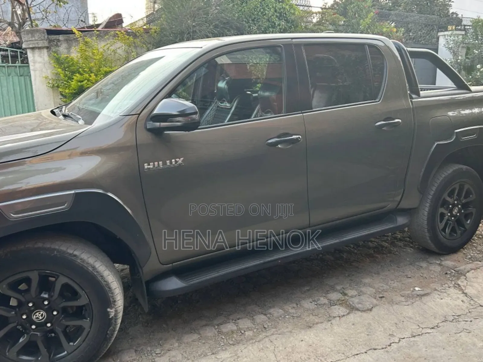 Toyota Hilux 2022 Gray