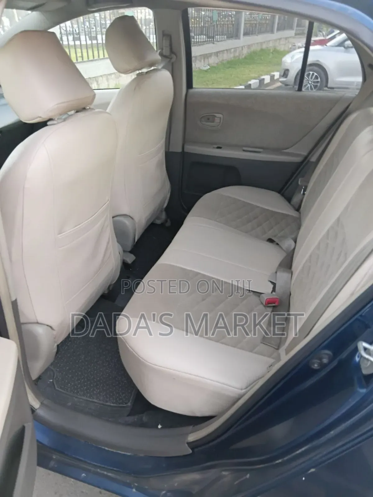 Toyota Yaris 2010 Blue