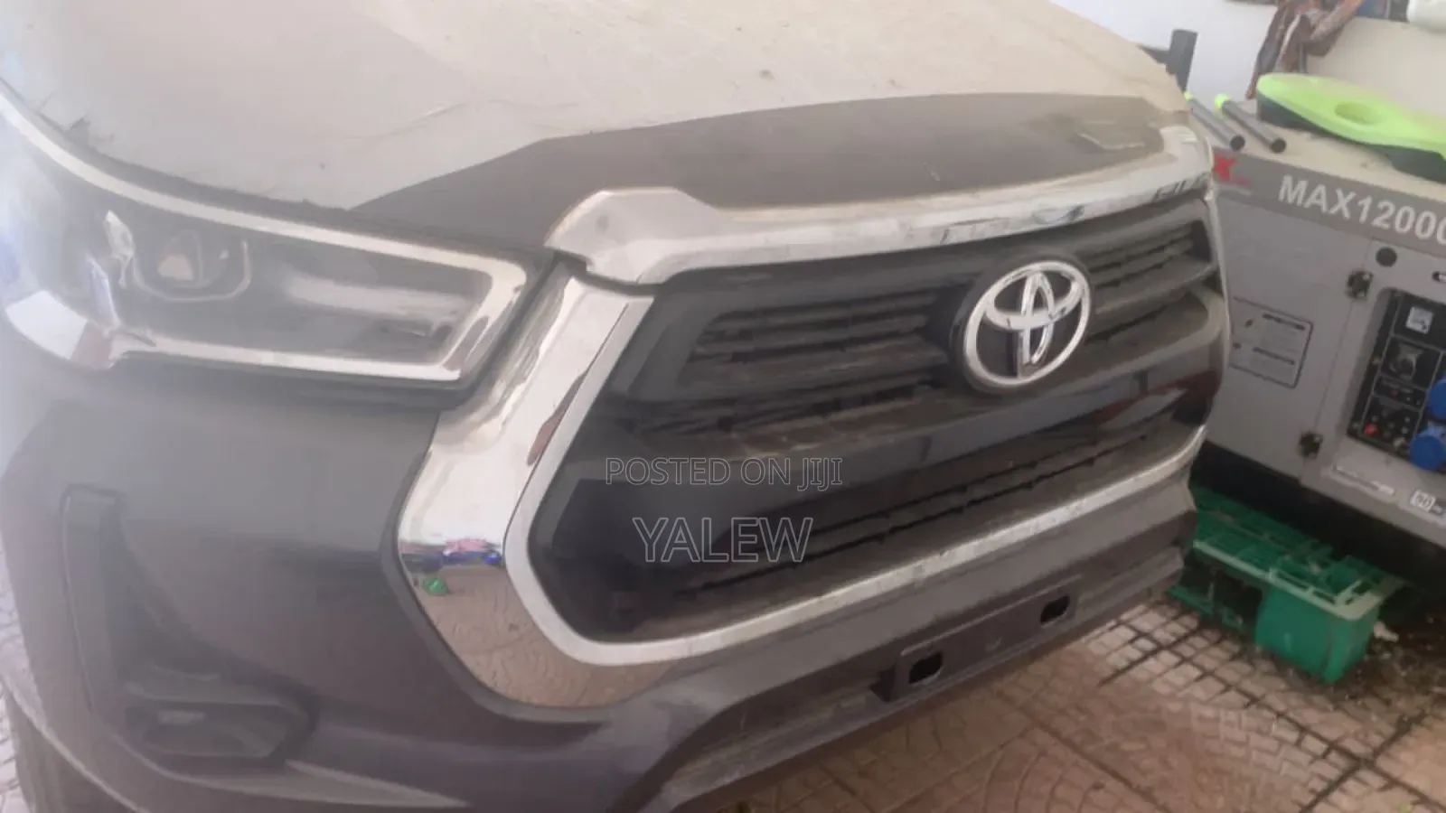 New Toyota Hilux 2024 Gray