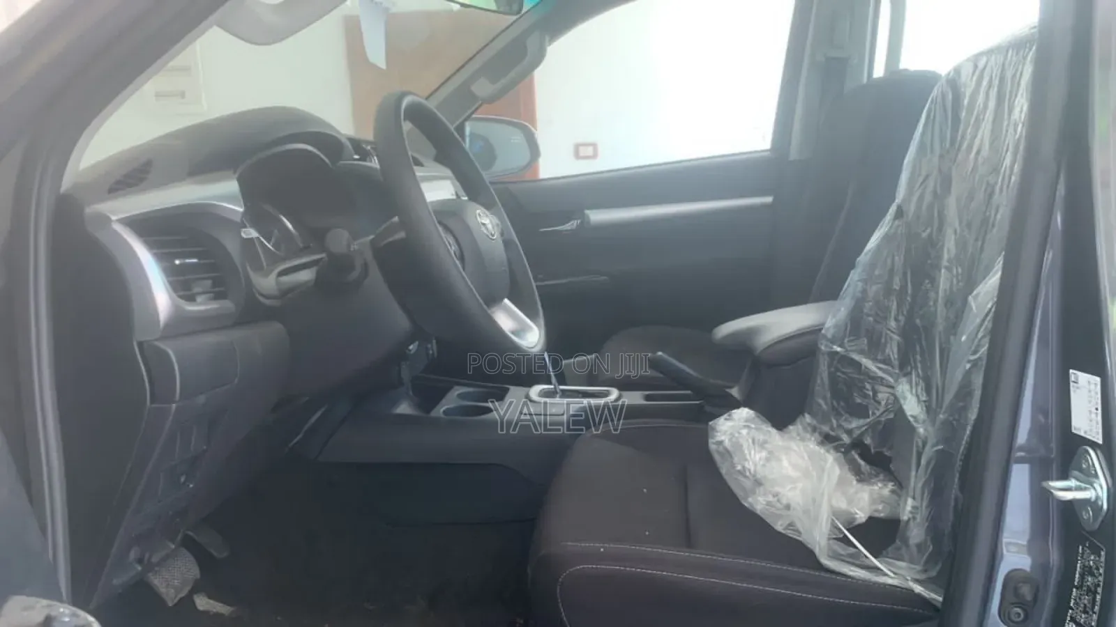 New Toyota Hilux 2024 Gray