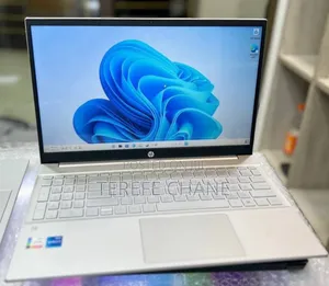 New Laptop HP Pavilion 15 8GB Intel Core i5 SSD 512GB