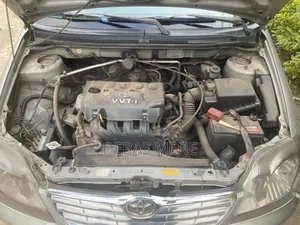 Toyota Corolla 2003 Gold