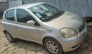 Toyota Yaris 2004 Silver