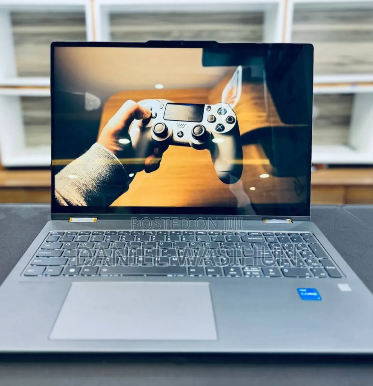 New Laptop Lenovo Yoga 7i 16GB Intel Core i7 SSD 512GB