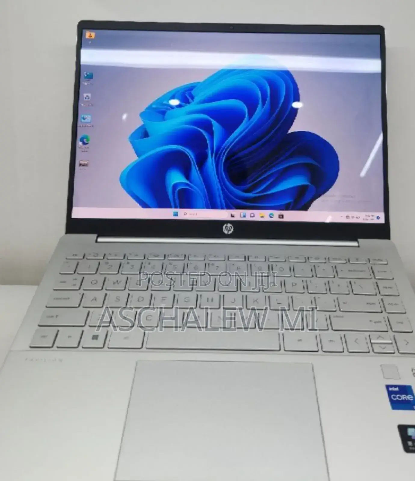 New Laptop HP Pavilion 14 16GB Intel Core i7 SSD 512GB