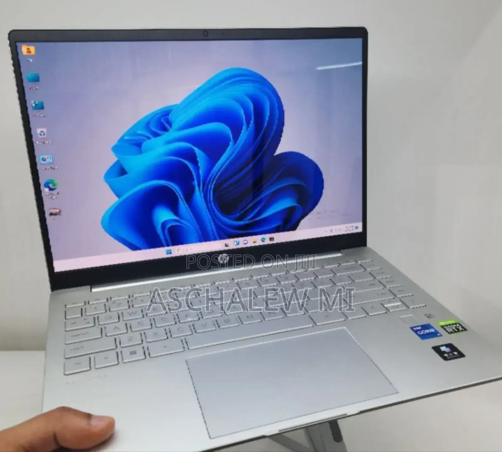 New Laptop HP Pavilion 14 16GB Intel Core i7 SSD 512GB