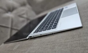 New Laptop HP EliteBook 1040 G8 16GB Intel Core i7 SSD 512GB