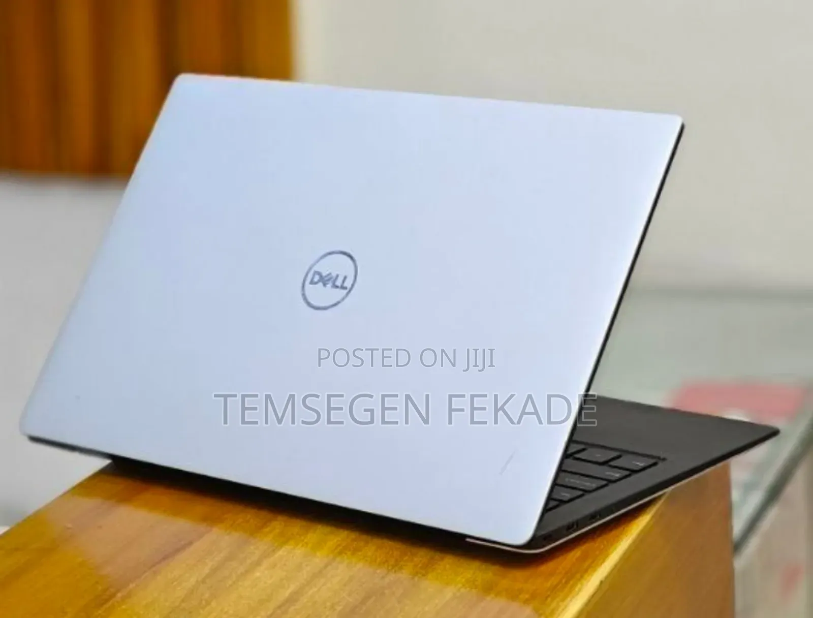 New Laptop Dell XPS 13 8GB Intel Core i5 SSD 512GB
