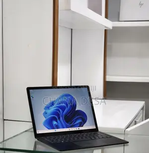 New Laptop Microsoft Surface Laptop SE 16GB Intel Core i7 SSD 512GB