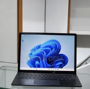 New Laptop Microsoft Surface Laptop SE 16GB Intel Core i7 SSD 512GB