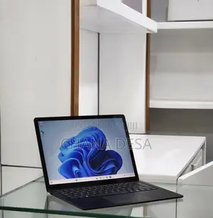 New Laptop Microsoft Surface Laptop SE 16GB Intel Core i7 SSD 512GB