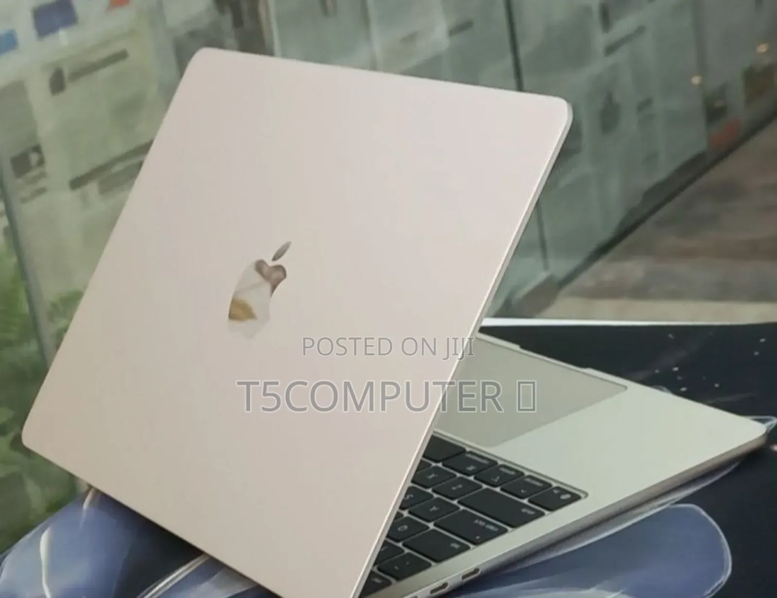 New Laptop Apple MacBook Air 2025 M4 13-inch 16GB Apple M4 SSD 256GB