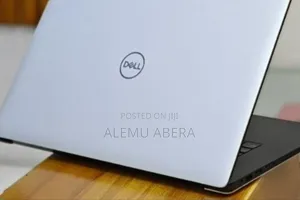 New Laptop Dell XPS 15 16GB Intel Core i9 SSD 512GB