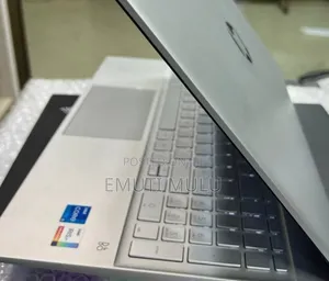 New Laptop HP Pavilion 15 8GB Intel Core i5 SSD 512GB