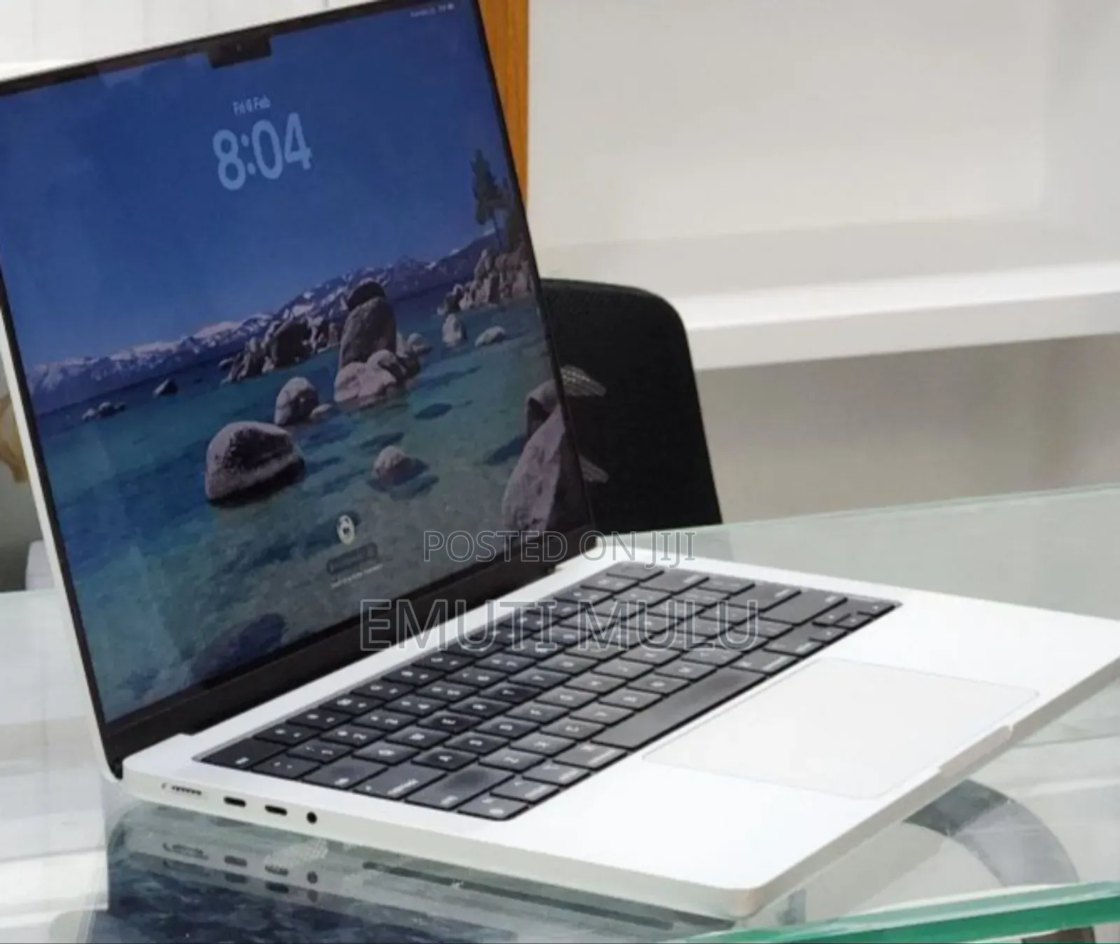 New Apple MacBook Pro 2023 M2 Pro 14-inch 16GB Intel Core i5 SSD 512GB