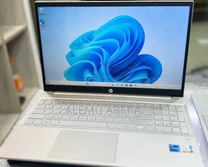 New Laptop HP Pavilion 15 8GB Intel Core i5 SSD 512GB