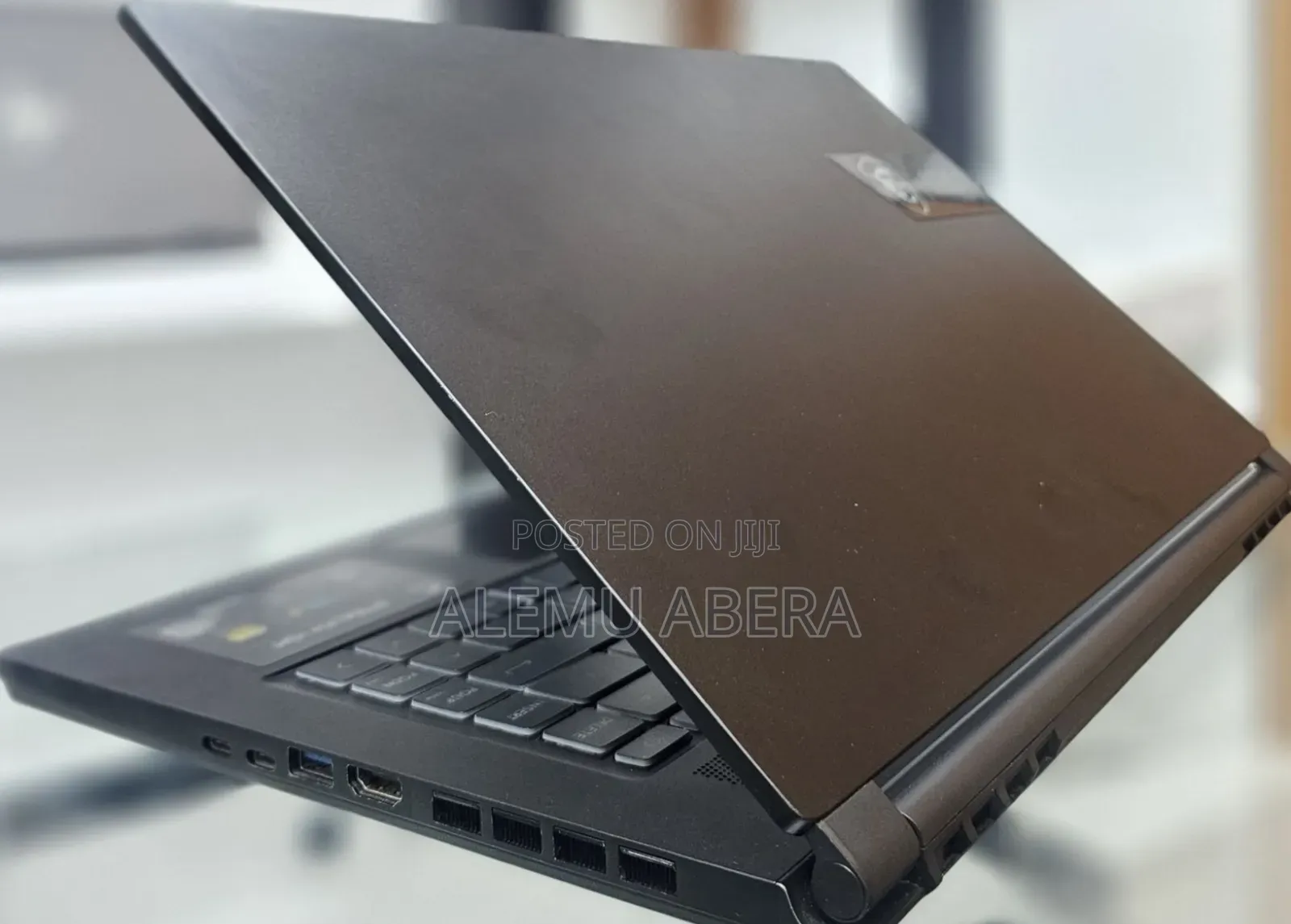 New Laptop MSI Stealth 16 Studio A13VG 16GB Intel Core i7 SSD 512GB