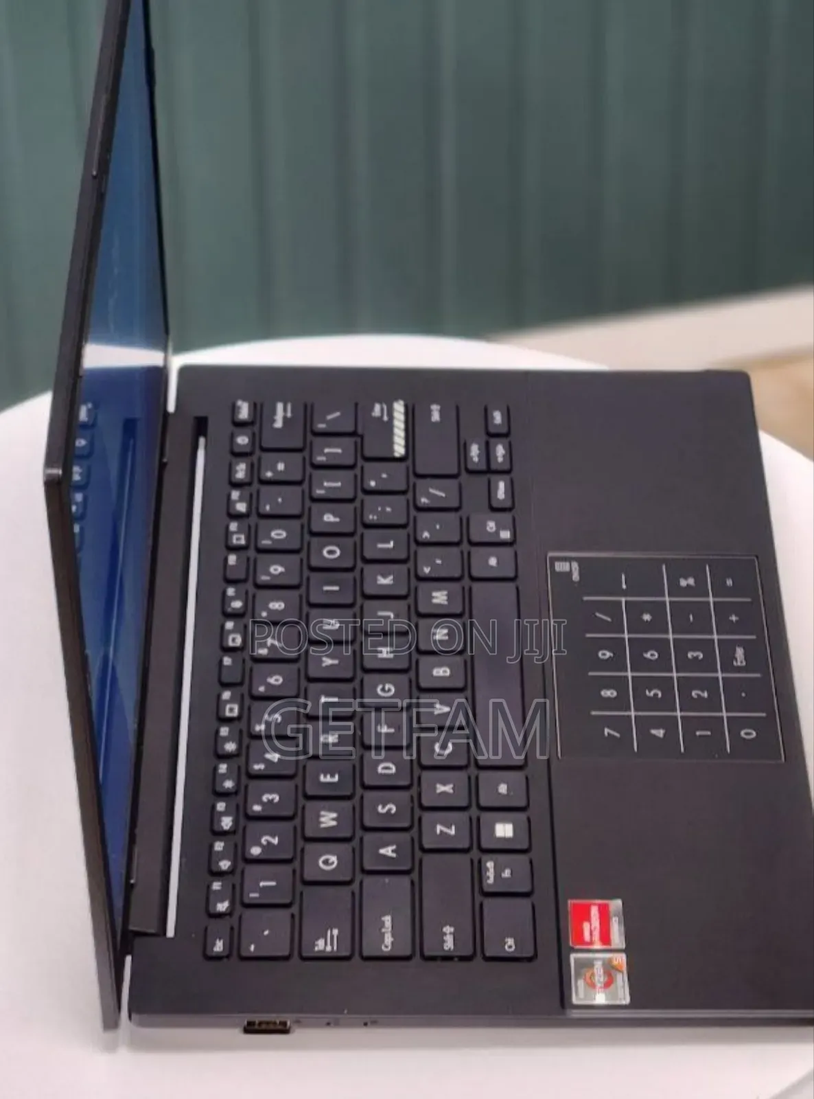 New Laptop Asus VivoBook 15 X505BA 16GB AMD Ryzen 5 SSD 512GB