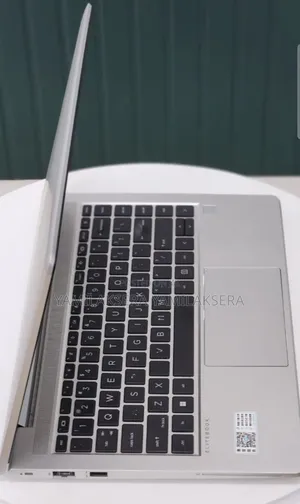 New Laptop HP EliteBook 640 G9 16GB Intel Core i7 SSD 512GB