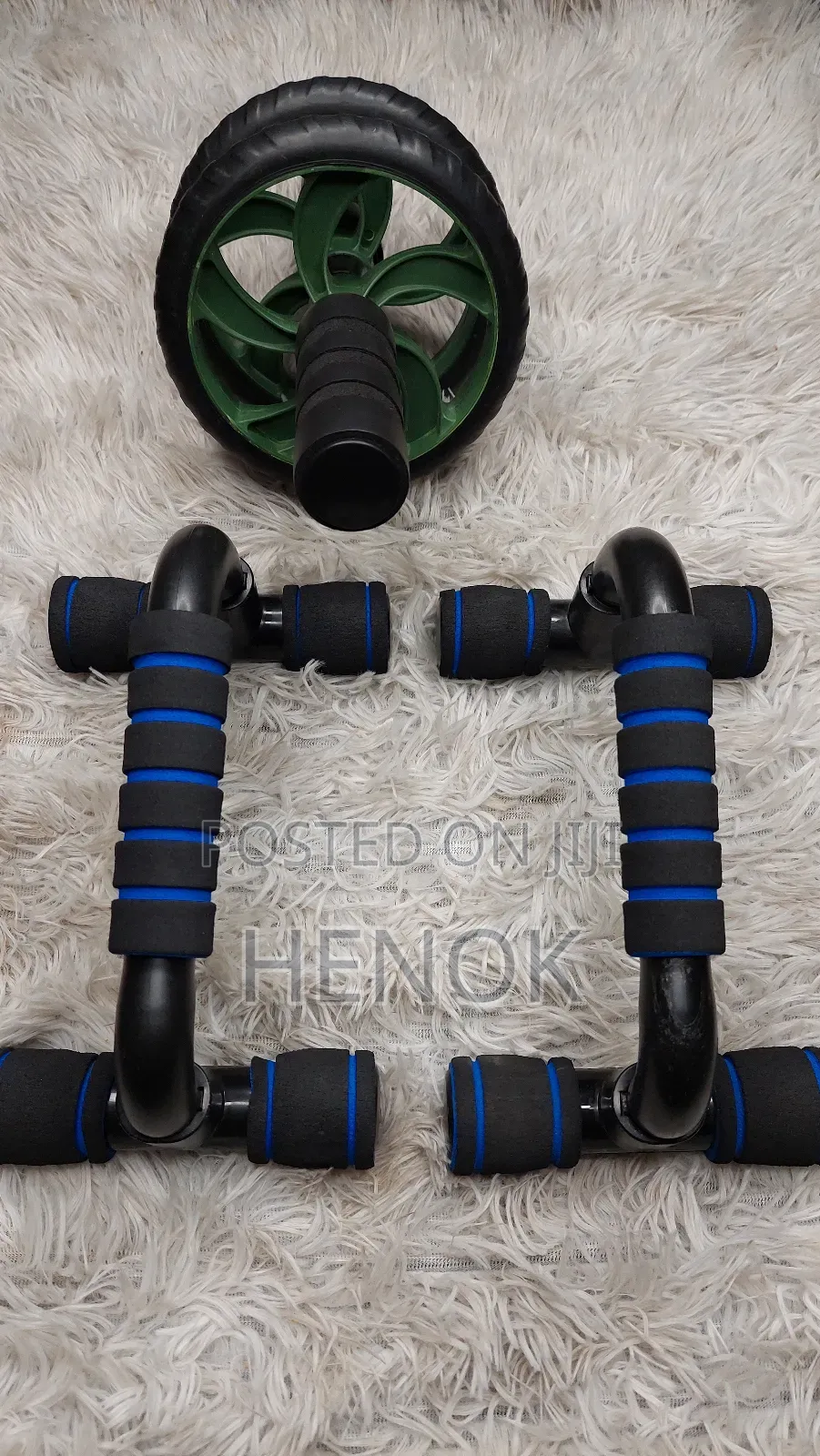 Smaller Roller + Push Up Stand Together