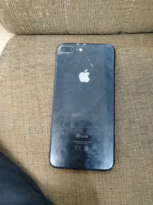 Apple iPhone 8 Plus 64 GB Black