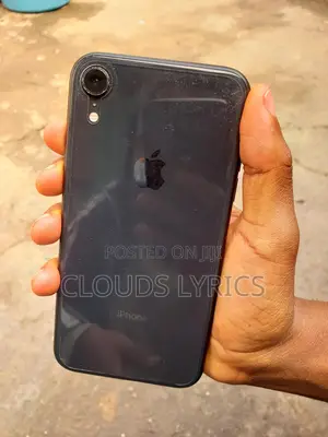 Apple XR 64 GB Black