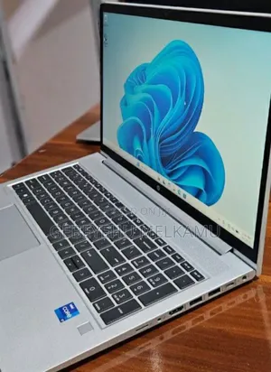 New Laptop HP ProBook 450 G8 16GB Intel Core i7 SSD 256GB