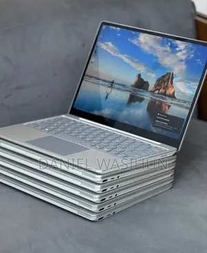 New Laptop Microsoft Surface 16GB Intel Core i5 SSD 512GB