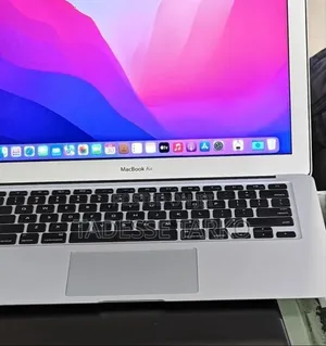 New Laptop Apple MacBook Air 2017 8GB Intel Core i7 SSD 512GB