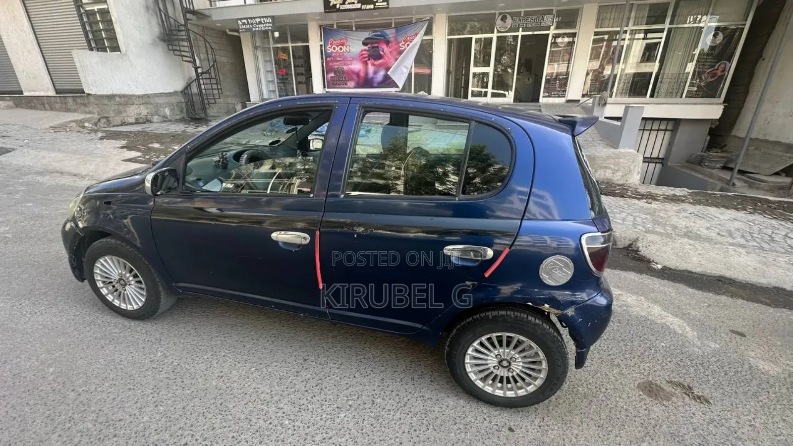 Toyota Vitz 2001 Blue
