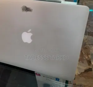 New Laptop Apple MacBook Air 2015 8GB SSD 256GB
