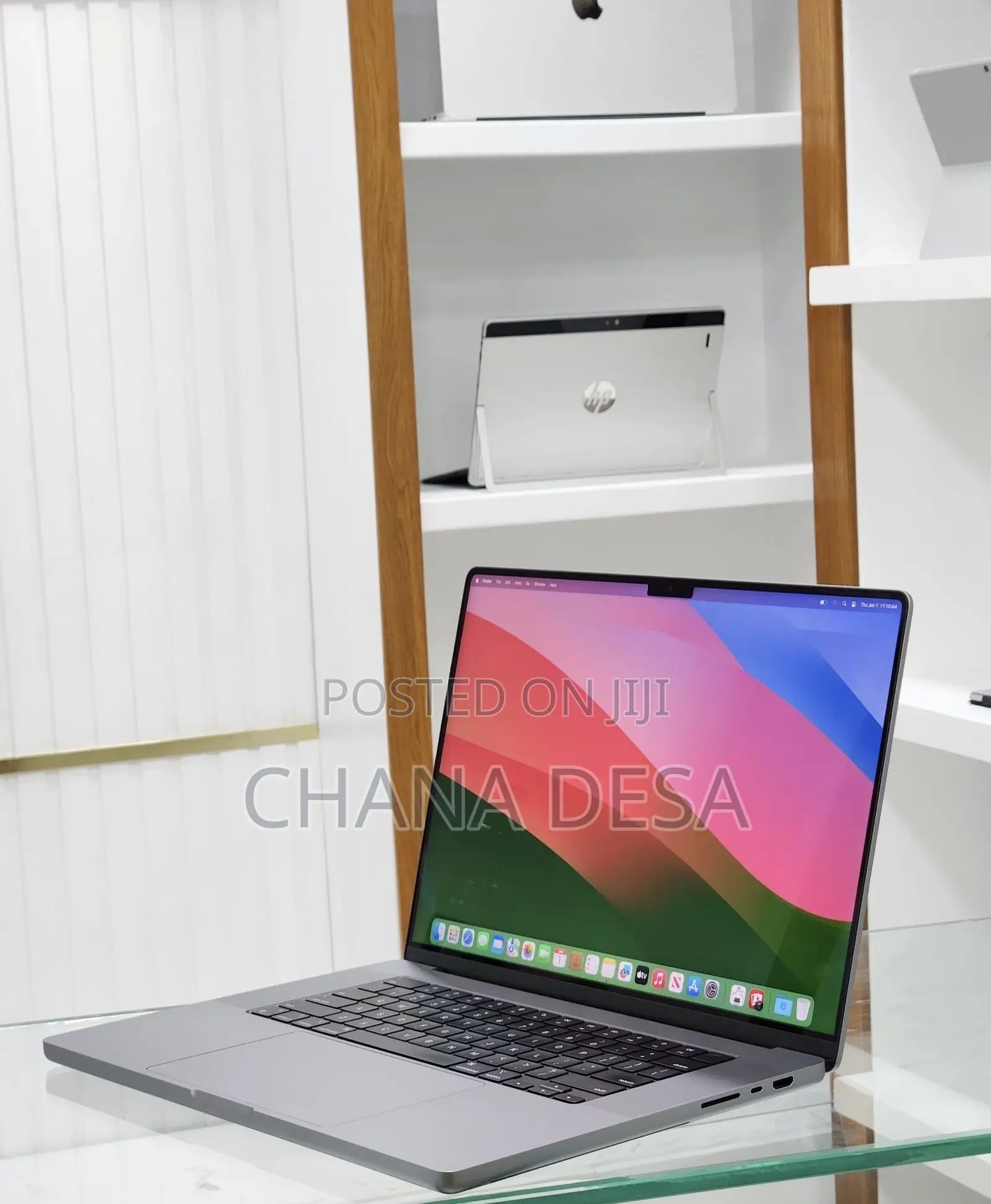 New Laptop Apple MacBook Pro M1 32GB Apple M1 Pro SSD 512GB