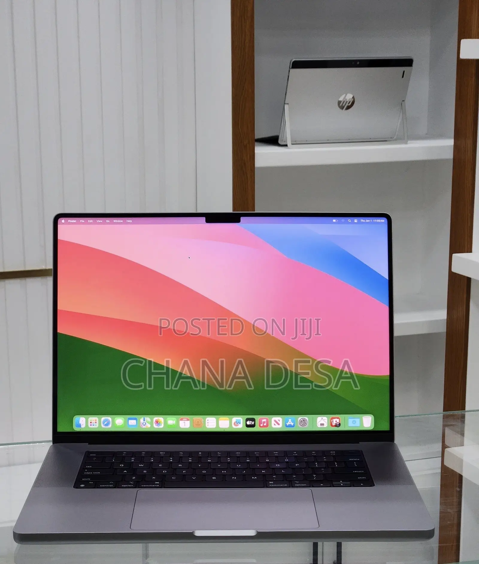 New Laptop Apple MacBook Pro M1 32GB Apple M1 Pro SSD 512GB