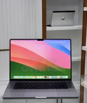New Laptop Apple MacBook Pro M1 32GB Apple M1 Pro SSD 512GB
