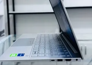 New Laptop HP Pavilion 14 16GB Intel Core i7 SSD 512GB