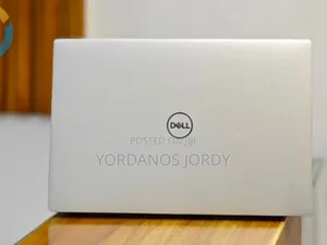 New Laptop Dell XPS 13 8GB Intel Core i5 SSD 512GB