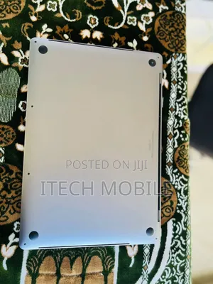 Laptop Apple MacBook 2019 16GB Intel Core i7 SSD 512GB