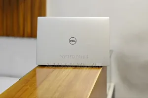 New Laptop Dell XPS 13 8GB Intel Core i5 SSD 512GB