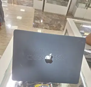 New Laptop Apple MacBook Air 2025 M4 13-inch 16GB Apple M4 SSD 256GB