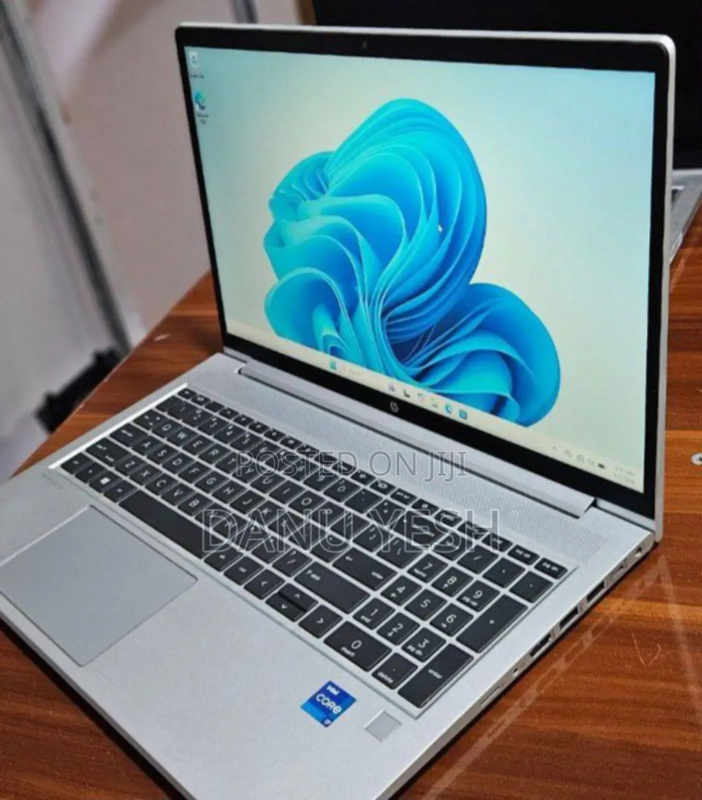 New Laptop HP ProBook 450 G8 16GB Intel Core i7 SSD 256GB
