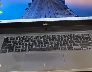 New Laptop Dell Inspiron 15 8GB Intel Core i7 SSD 256GB