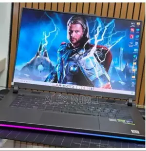 New Laptop Asus ROG Strix G15 16GB Intel Core i9 SSD 1T