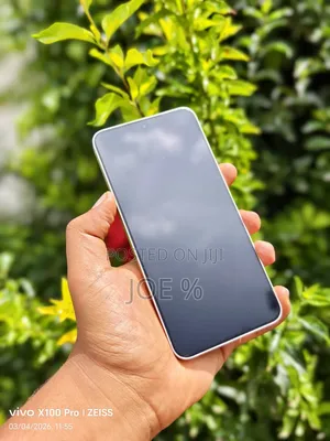 New Samsung Galaxy S24 Plus 256 GB Gold