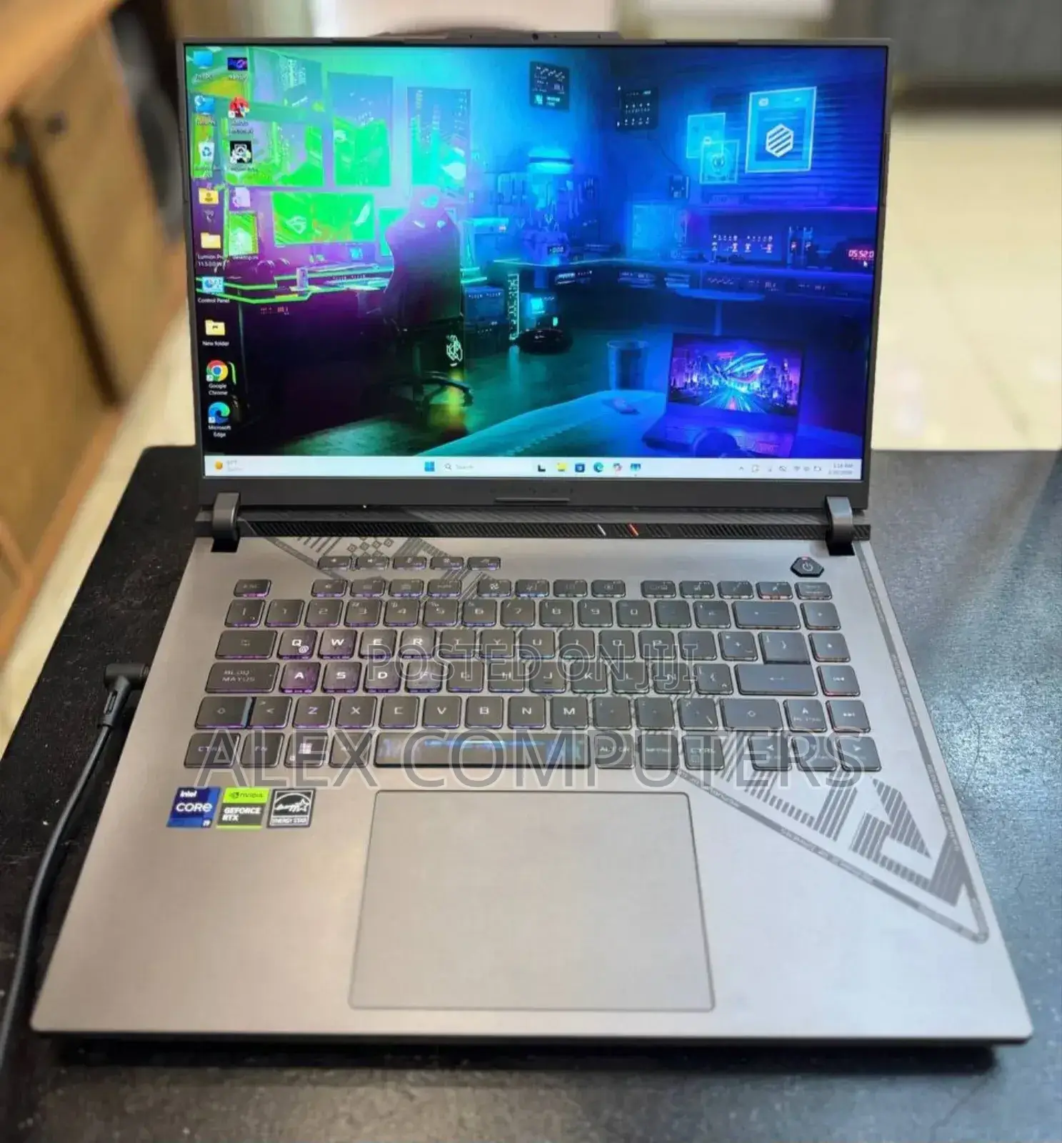 New Laptop Asus ROG Strix G16 G614 16GB Intel Core i9 SSD 1T