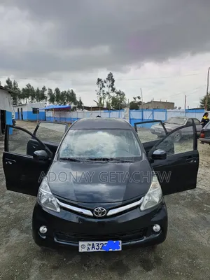 Toyota Avanza 2013