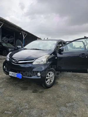 Toyota Avanza 2013