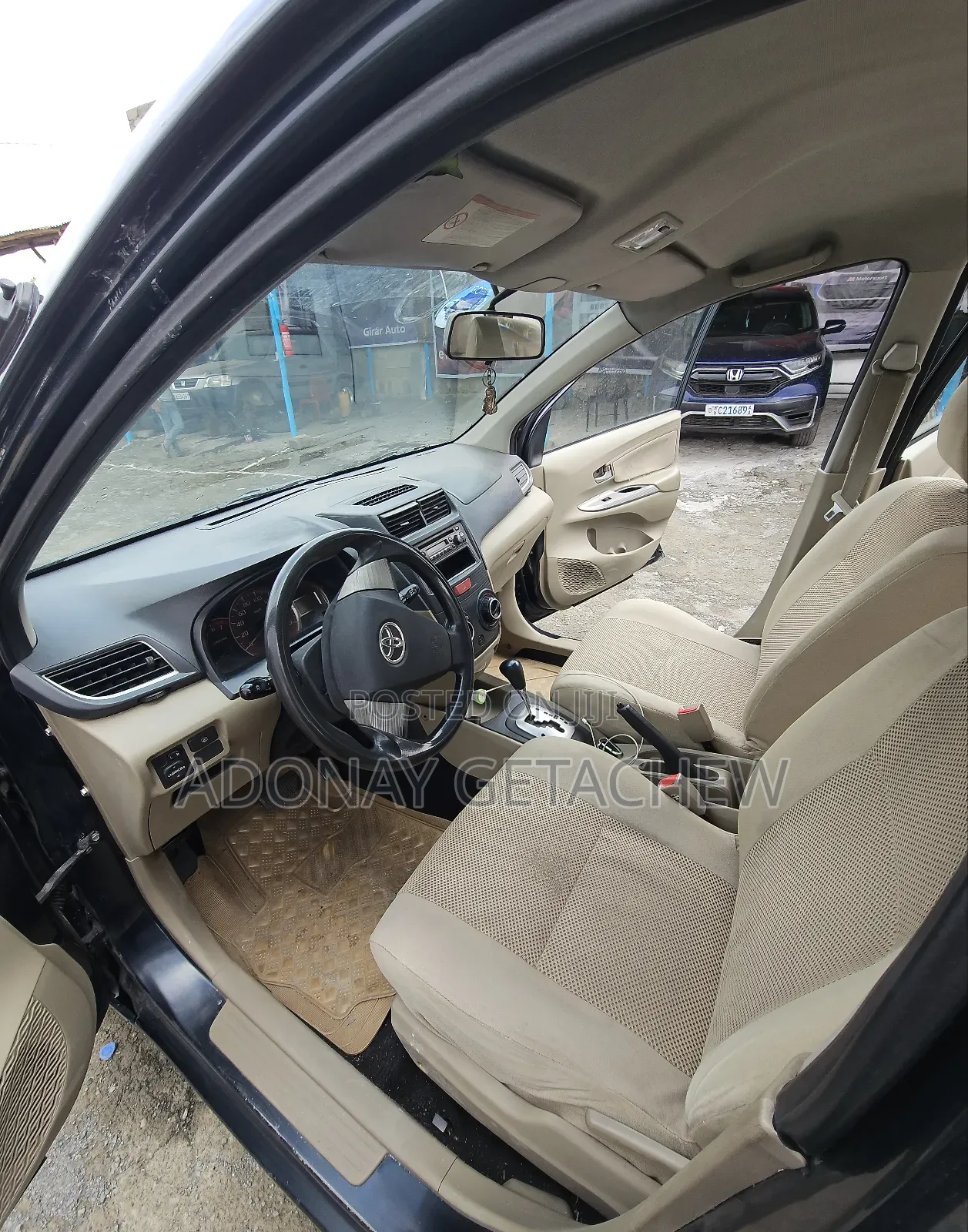 Toyota Avanza 2013