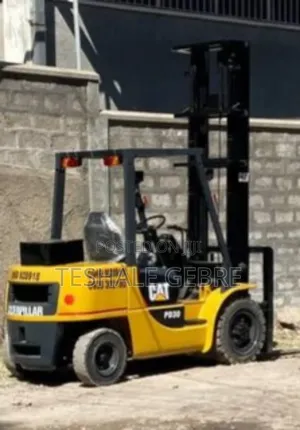 Cat Forklift 30 Ton Machine for Sels Good Condition